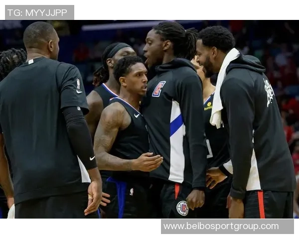 路威强调快船需确保小卡健康上场继续发挥领袖作用